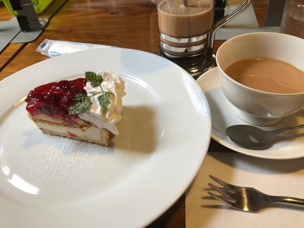 トミーズ カフェ