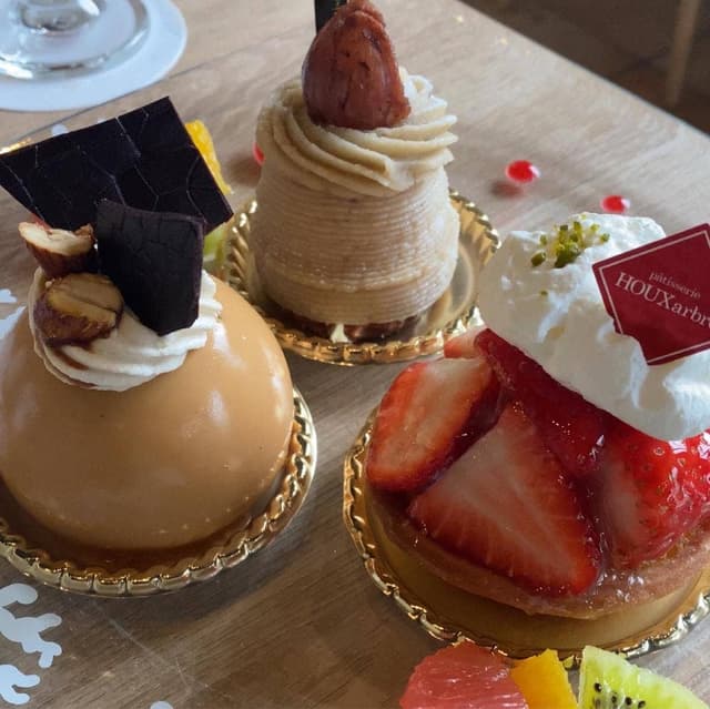 パティスリー ウ アルブル 和歌山店 - サブ画像1