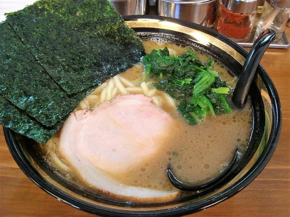 ラーメンとむの