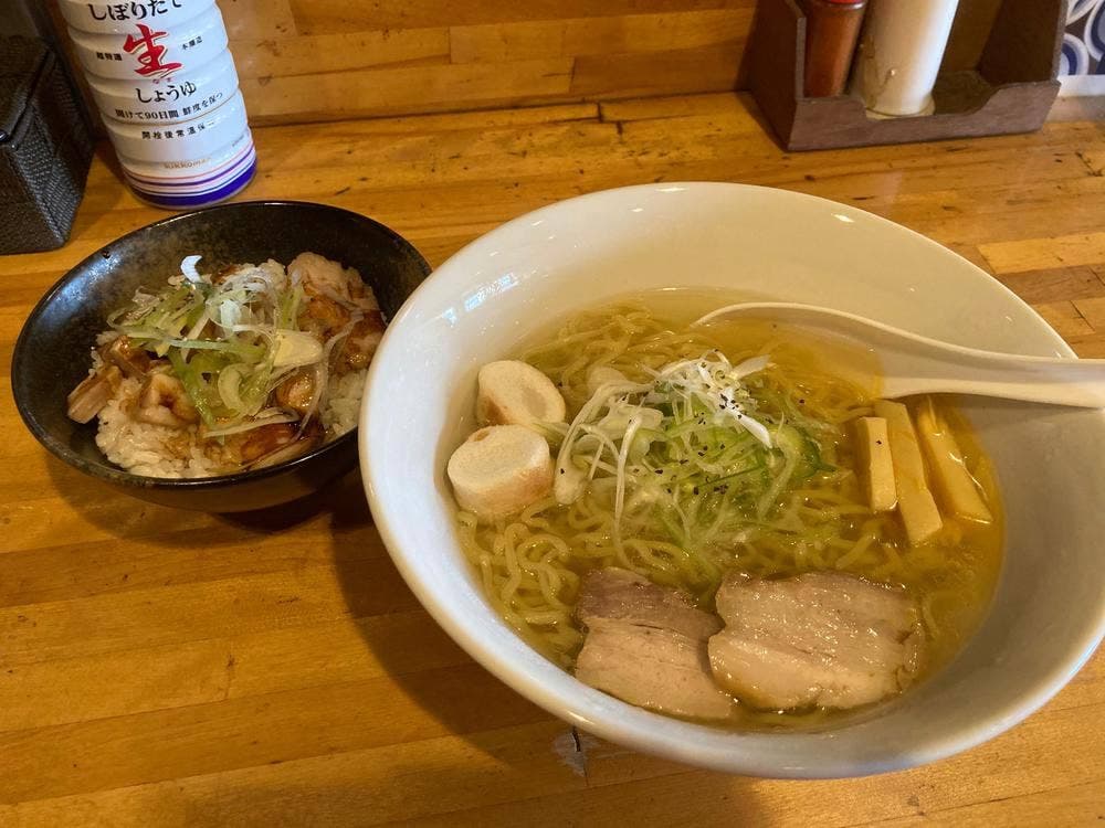 炭火焼き鳥とりはる