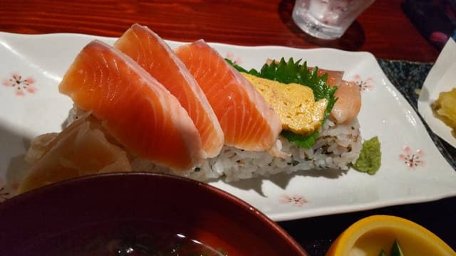 魚UOZARU猿 - サブ画像2