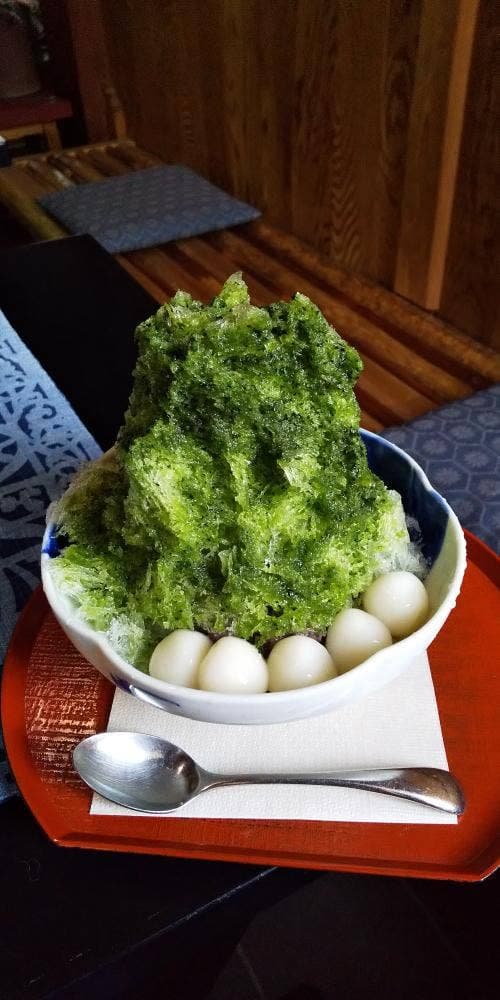 茶亭 萬屋