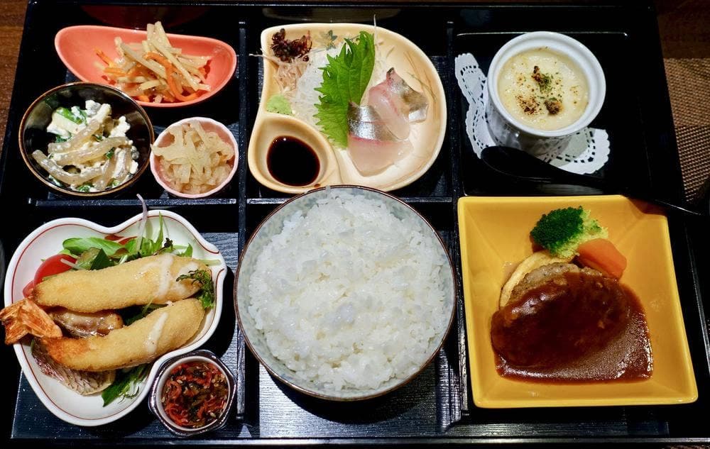 DINING けん吉