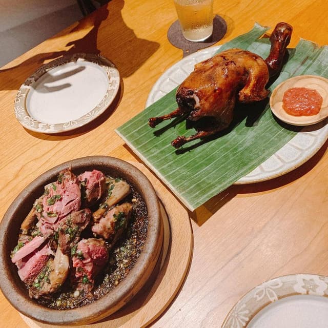鳩肉料理とワインの店 鳩肉屋 - サブ画像2