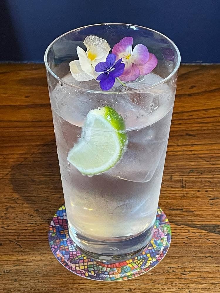 Alembic Distillery Pub SALT