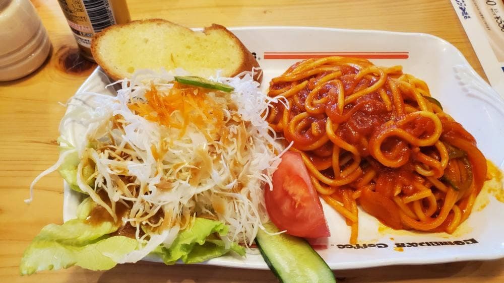 コメダ珈琲店 篭山店