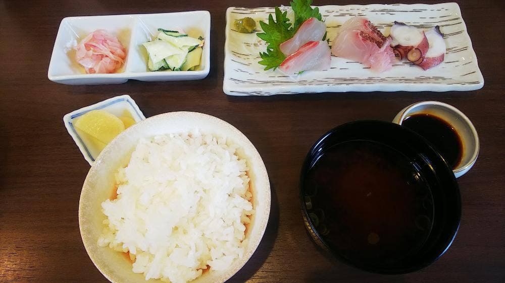 小さな食堂 江口家