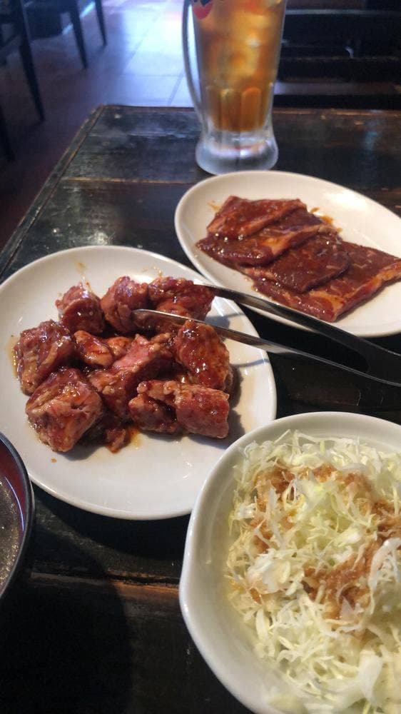 肉問屋直営 肉一 王子店