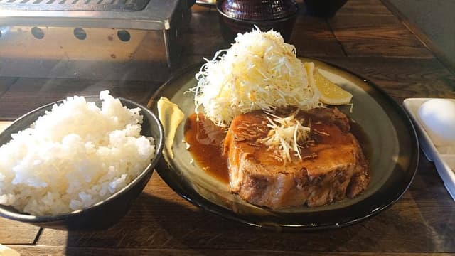 ニューニクロザワ - サブ画像3