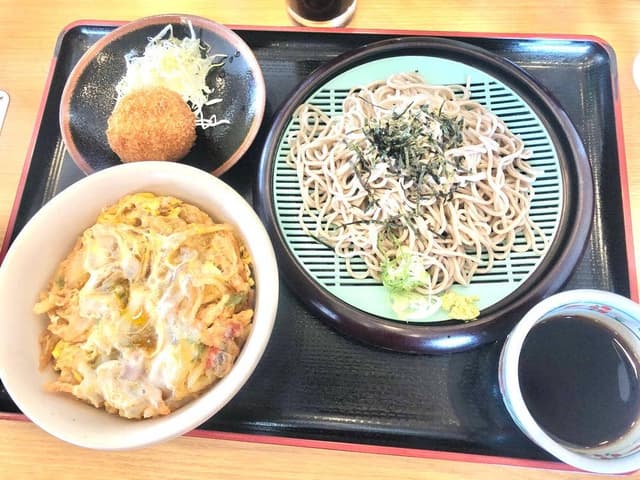 山田うどん 北中店 - サブ画像1