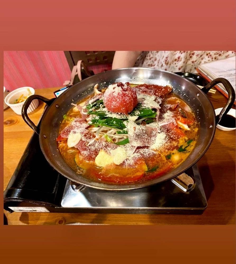 もつ鍋と馬刺し ゆうひめ