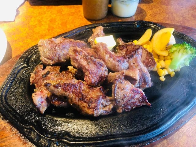 ステーキハウス バッファローハンター 六甲道店 - サブ画像1