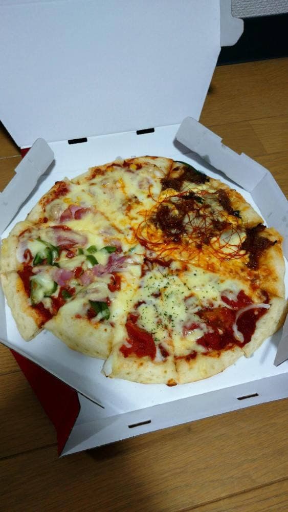 ピザハット エブリイ楠木店