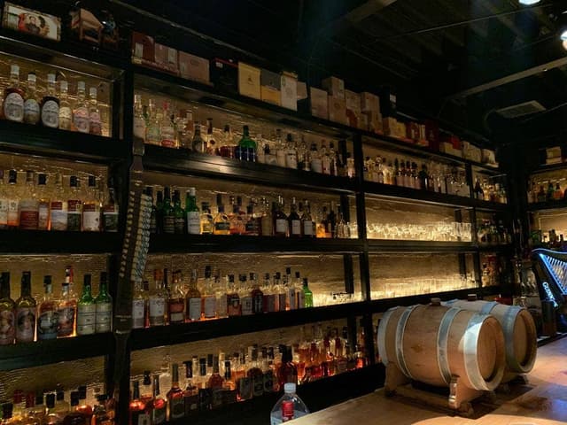 BAR Oscuro - サブ画像1