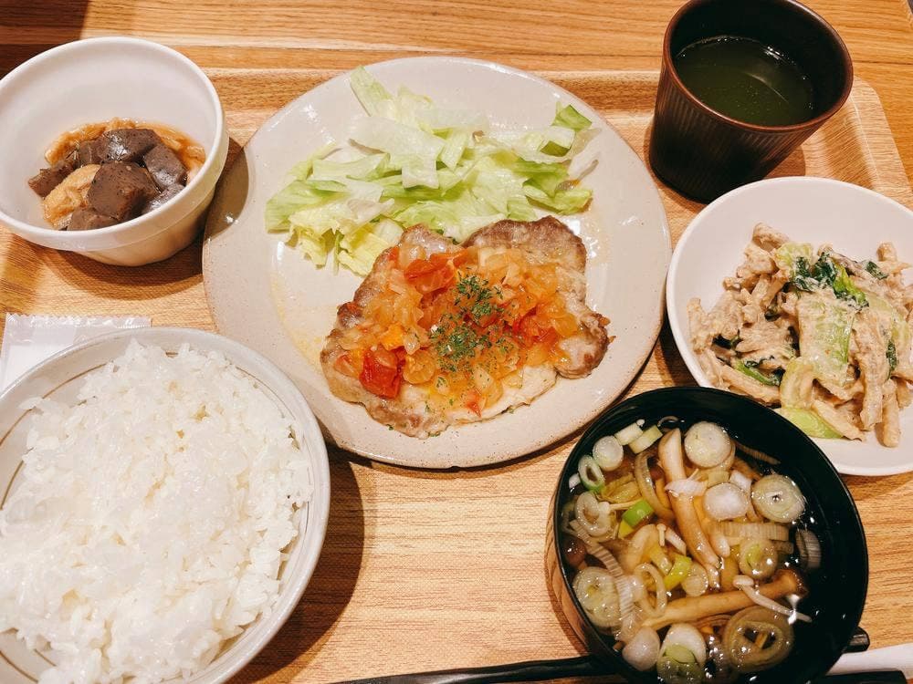 ホームズさいたま タニタ食堂