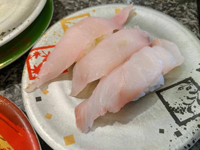 回転寿司 鮮 一宮店 - サブ画像1