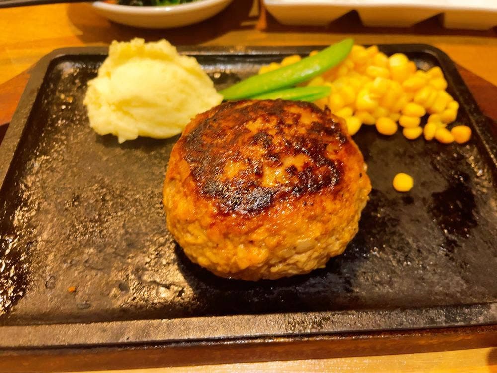 ハラペコステーキ TOHOシネマ横店