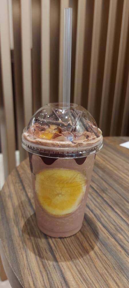 リンツショコラカフェ 三井アウトレットパーク倉敷店 - サブ画像1