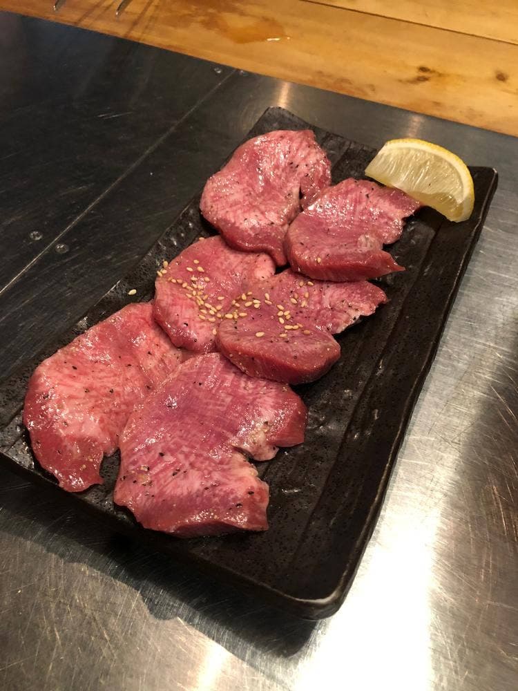 ホルモン酒場 花川焼肉苑