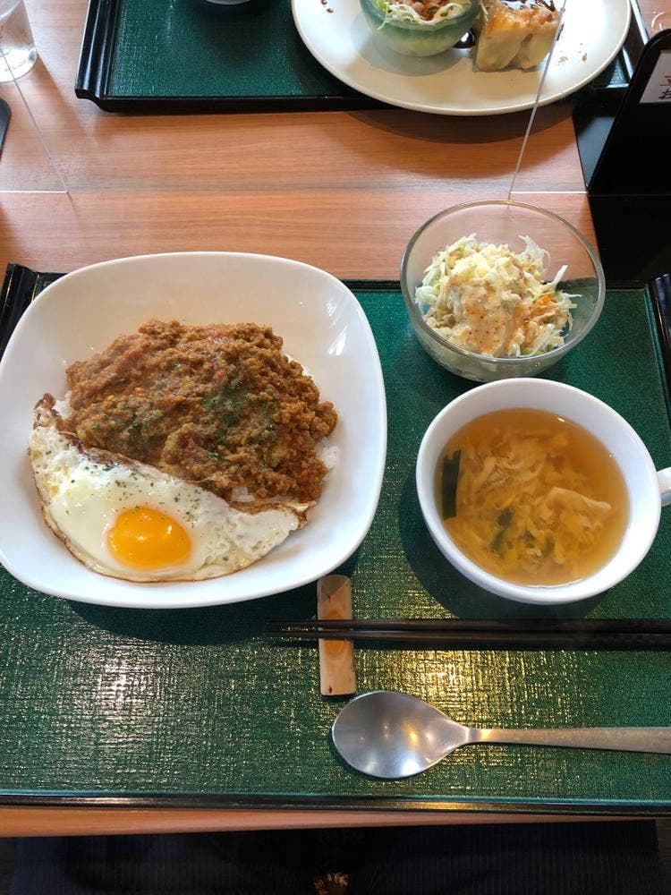 洋風居酒屋食堂 Bistro Marche