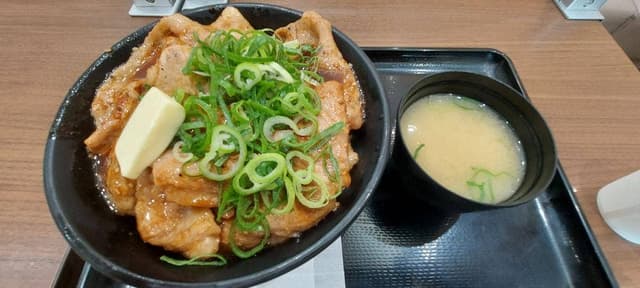 伝説のすた丼屋 Pasar蓮田上り線店 - サブ画像1
