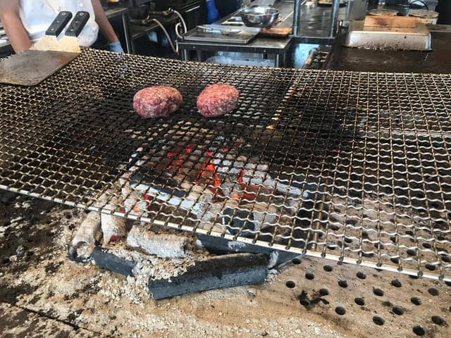 ステーキ・ハンバーグ どんさん亭 前橋店 - サブ画像1