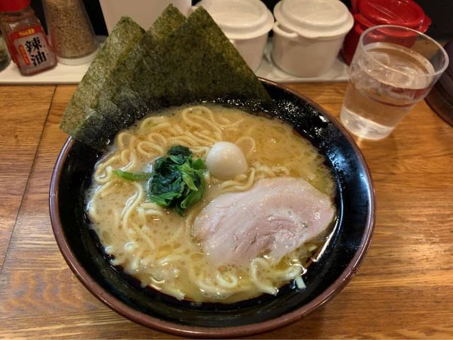 横浜家系ラーメン頂家 - サブ画像3
