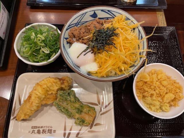 丸亀製麺 大阪駅前第4ビル店 - サブ画像2