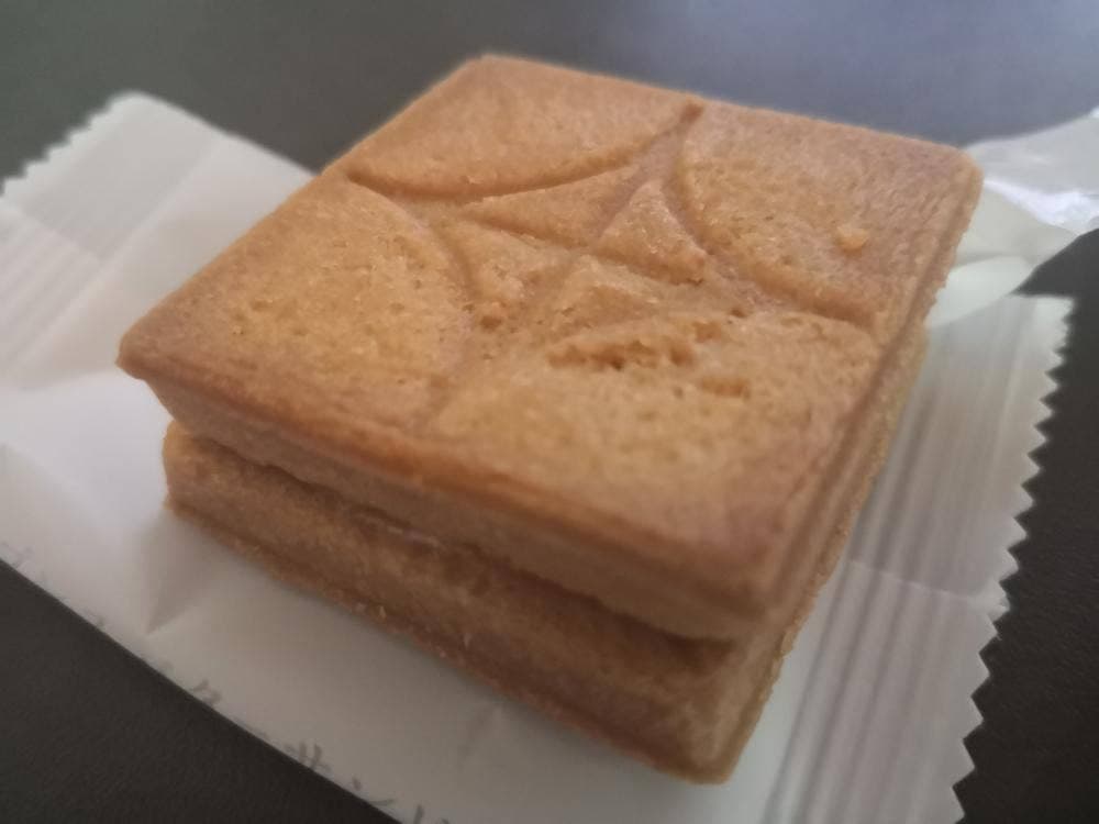 PRESS BUTTER SAND 神戸大丸店