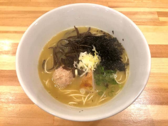 博多水炊きらーめん うかんむり - サブ画像3