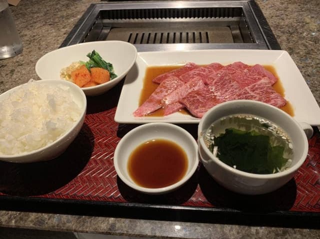 焼肉チャンピオン 東京プリンスホテル店 - サブ画像1