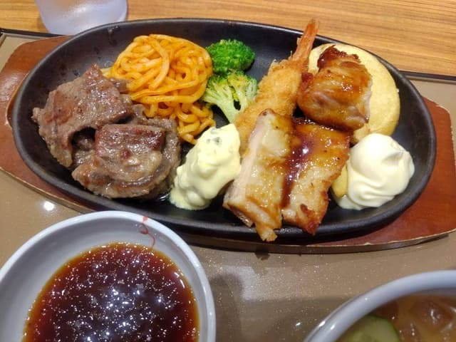 やよい軒 阪急伊丹店 - サブ画像1