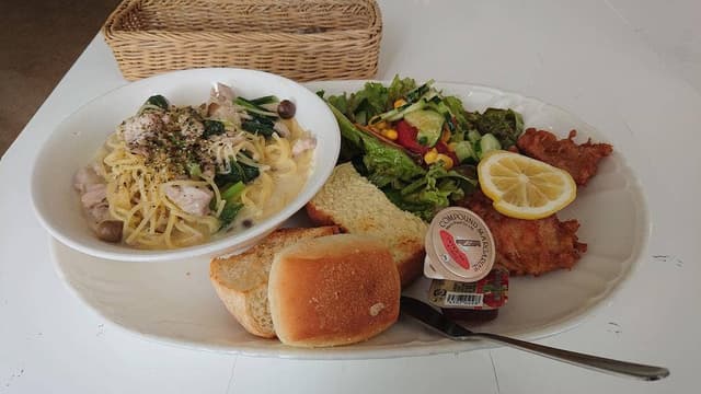 カフェ クローネ - サブ画像1