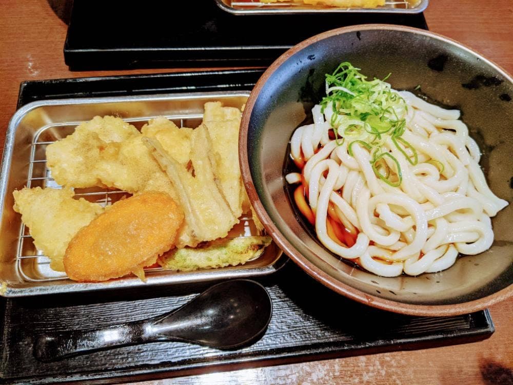 博多うどん 木村屋 熱田キャッスル店