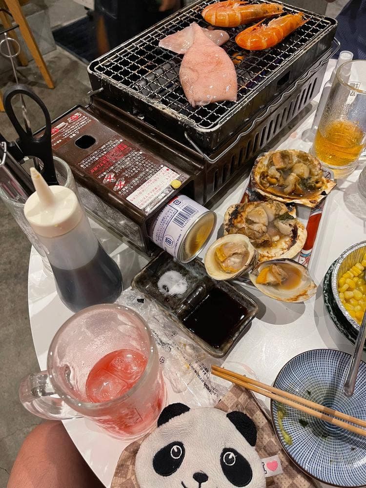 浜焼きボーイと串カツガール