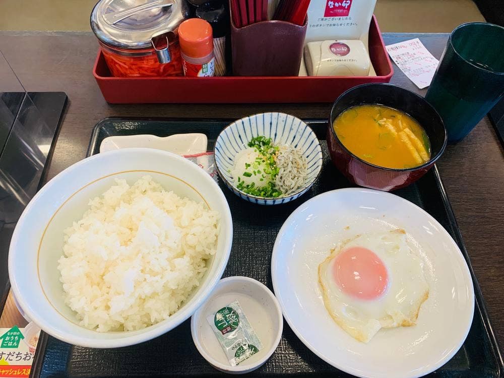 なか卯 網走駒場店