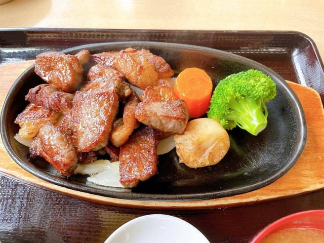 ステーキハウス寿楽本店 - サブ画像2