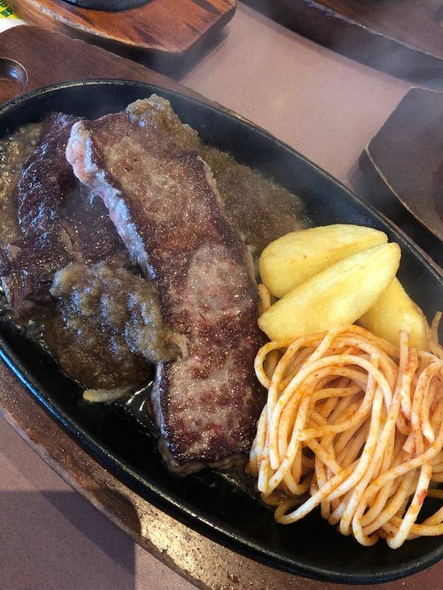 ステーキ宮 小山城東店 - サブ画像1