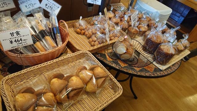 酒々井ベーカリーふっくらパン - サブ画像3