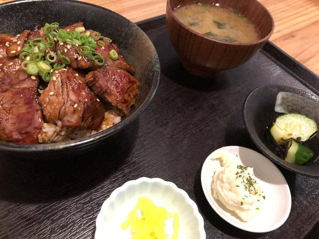 からつ酒場 赤坂屋 - サブ画像2