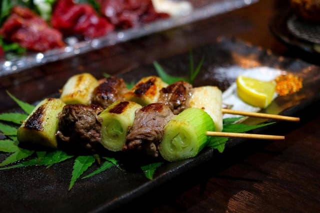 馬肉食堂 BAKAYARO 本厚木 - サブ画像1
