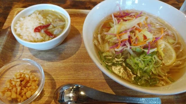Com Pho with TERRACE 大崎シンクパーク店 - サブ画像1