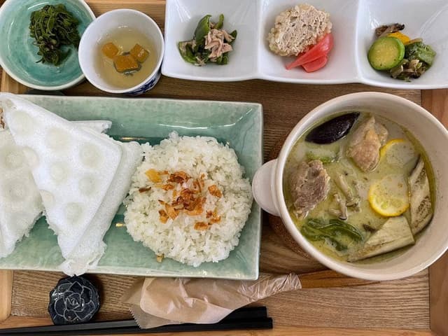 食堂 もちやかた - サブ画像1