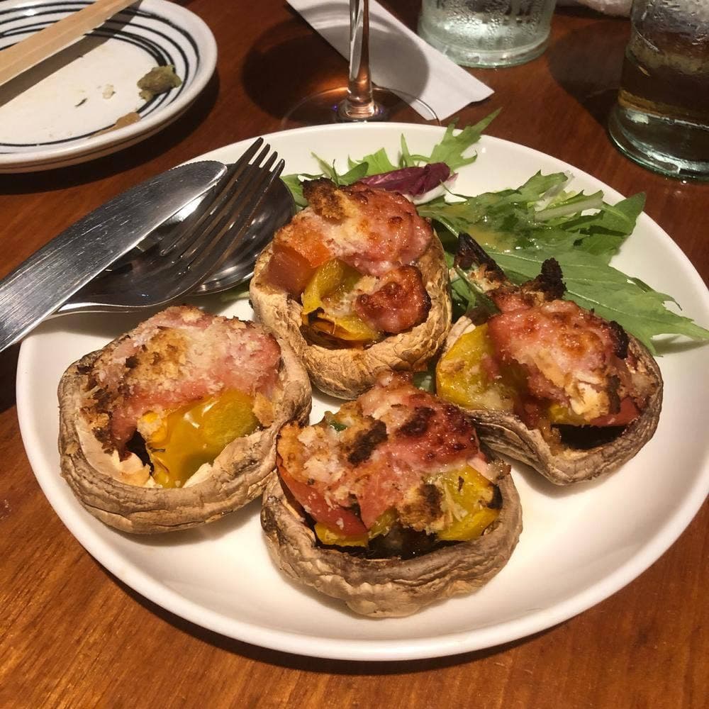 ばくらいワインダイニング