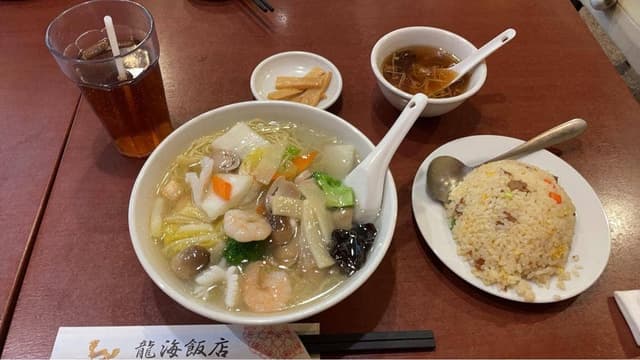 横浜中華街 彩り五色小籠包専門店 龍海飯店 本店 - サブ画像2
