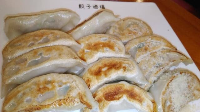 24時間 餃子酒場 新橋店 - サブ画像3