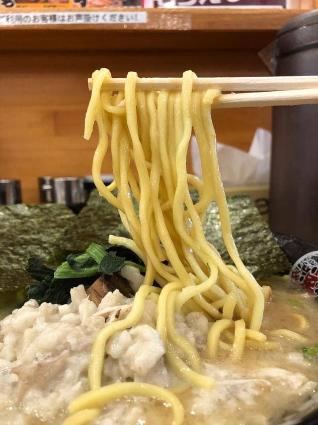 横浜家系ラーメン 辻田家 鶴田店 - サブ画像2