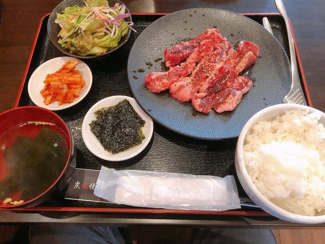 炭火焼肉 牛道 池袋本店 - サブ画像1