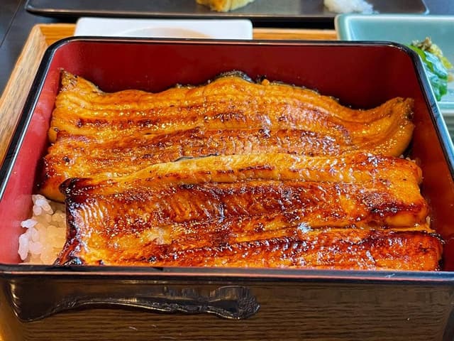 駒形 前川 新丸ビル店 - サブ画像1