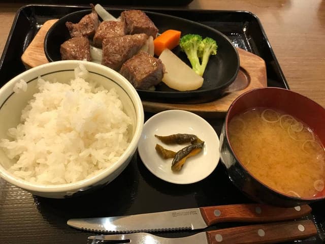 ステーキハウス寿楽本店 - サブ画像1